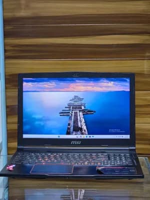MSI Gaming Laptop i7 RTX 2060