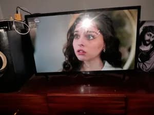 Itel 32 Inch TV with Stand