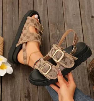 Women sandals
