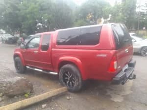ISUZU D-MAX