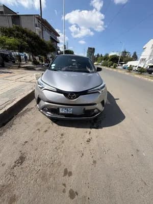Toyota CHR 2017 1.2T AWD