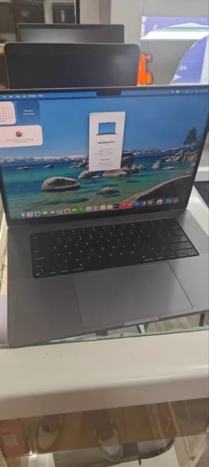 Apple MacBook Pro 16-inch M1 Pro