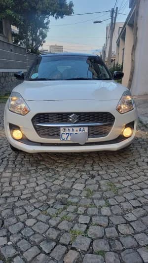 Suzuki Swift 2022 Top Full Option