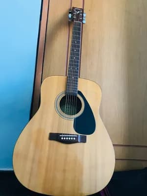 Yamaha F310 Acoustic Guitar