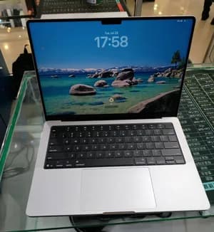 Apple MacBook Pro 14-inch M5 16GB 512GB