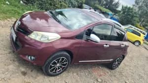 Toyota Yaris Compact 2012