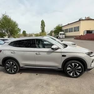 Byd Song Plus 2025/5 Month 601Km Rang Full option