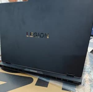 Lenovo Legion 5 i9 RTX 5070 Laptop