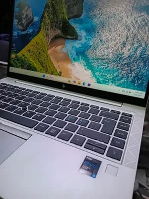 HP EliteBook G8 i5 16GB 512GB