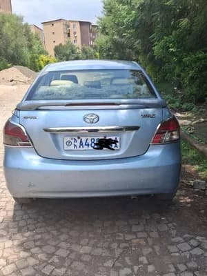 Yaris sedal 2010