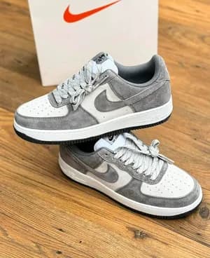 Nike Air Force 1 Sneakers
