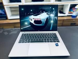 HP ZBook Firefly G10 Workstation