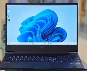 HP Victus 15 i7 RTX 3050