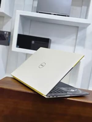 Dell XPS 15 9520
