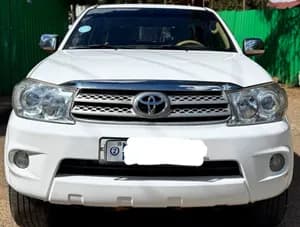 Toyota Fortuner 2012 Manual Diesel