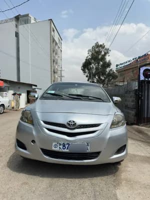 Toyota Yaris Belta 2010