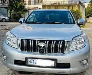 Toyota Land Cruiser Prado 2011