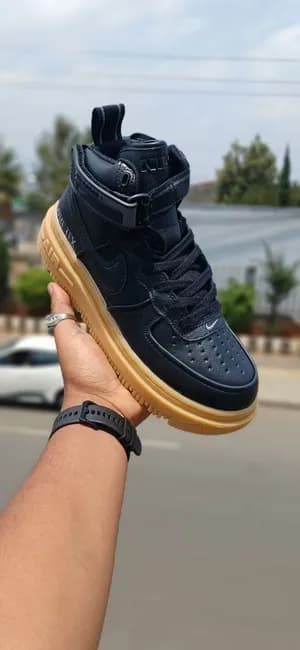Nike goretex boots