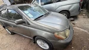 Toyota Platz 2002 1.0L