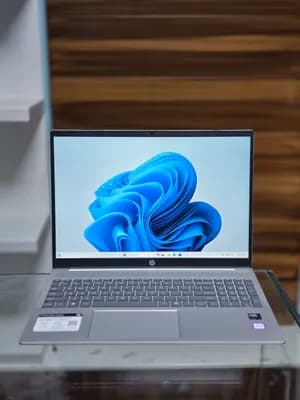 HP Pavilion Plus Ultra 7 Laptop
