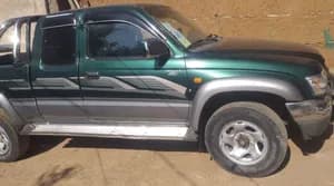 Toyota Pickup Hardbody D4D king cap