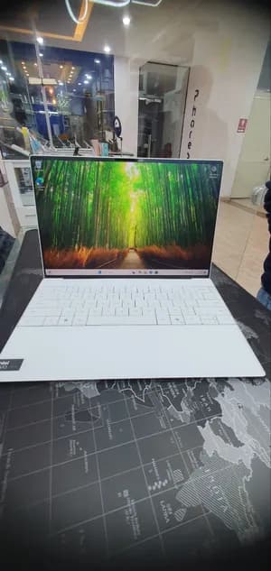 Dell XPS 13 Ultra 7 16GB 512GB