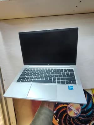 HP EliteBook 830 G8 Laptop