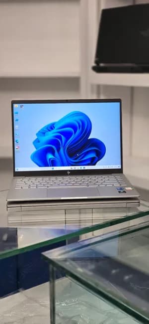 HP Pavilion Plus 14 Laptop
