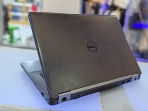 Dell Latitude 8GB 500GB 14in used