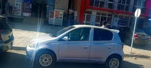 Toyota Vitz 2004