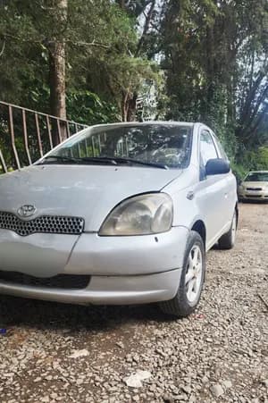 Toyota Vitz Yaris 2002