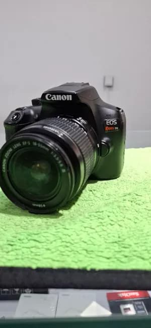 Canon EOS Rebel T6