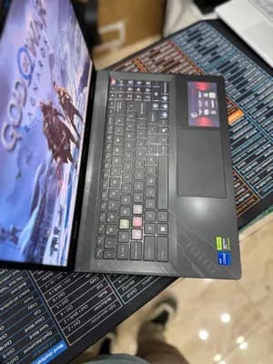 MSI CROSSHAIR 16 HX D14V