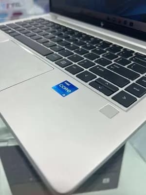 HP EliteBook 830 G8 i5 16GB 512GB