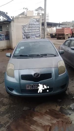 Toyota Yaris Compact