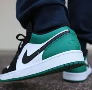 Nike Air Jordan 1 Low Mystic Green