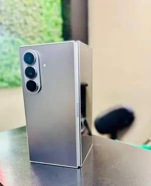 Foldable phone 256GB 12GB RAM