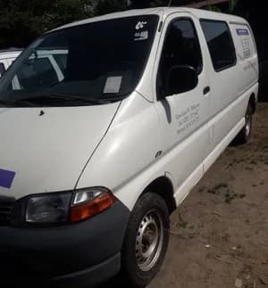 D4D Half Van 2002