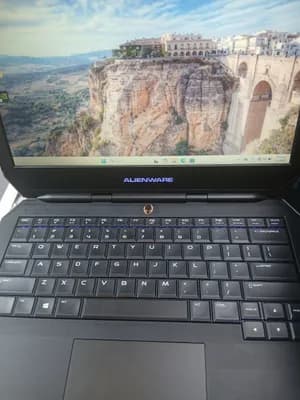 Dell Alienware 13 R2 Laptop