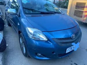 Toyota Yaris Sedan 2010