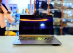 Lenovo Yoga 9i i7 16GB 256GB