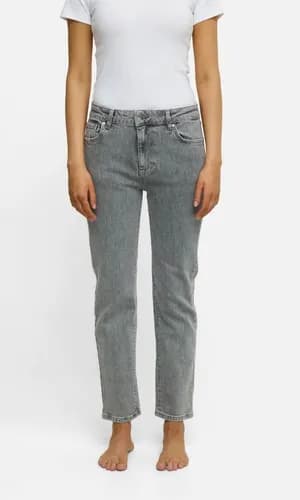 Never Denim Tapered Jeans Size 32