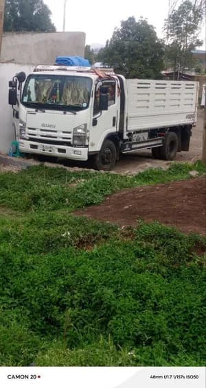 2021 Isuzu Cargo Truck