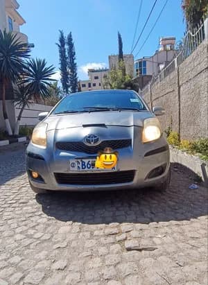Toyota Yaris Compact 2010 Automatic