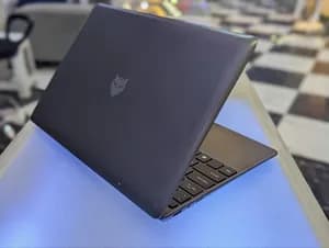 BMAX laptop 8Gb RAM 128GB SSD