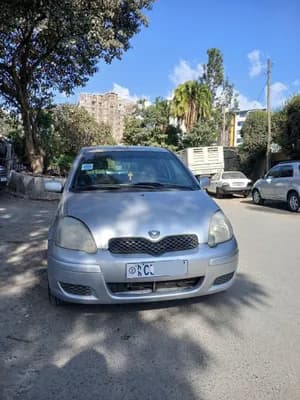 Toyota Vitz 1.0L