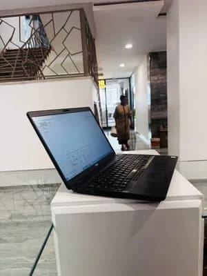 Dell Latitude 5501