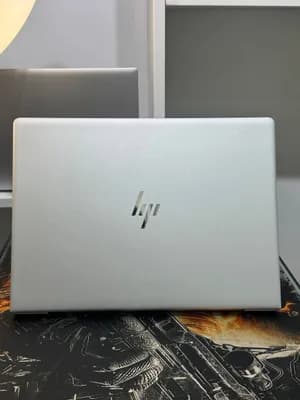 HP EliteBook 830 G5 Laptop
