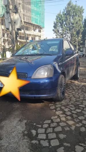 Toyota Vitz 2000 1.0L