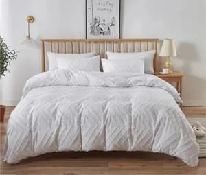 Six (6) Pcs Comforter set